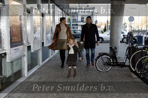 Amsterdam 29 januari 2006
Premiere Muis in de Meervaart.
Prinses Marilene Prins Maurits en Anna v Vollenhoven en Lucas v Vollenhoven.