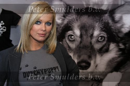 Amsterdam 30 januari 2006
Presentatie nieuwe t shirts dutchy puppy met Bridget Maasland.