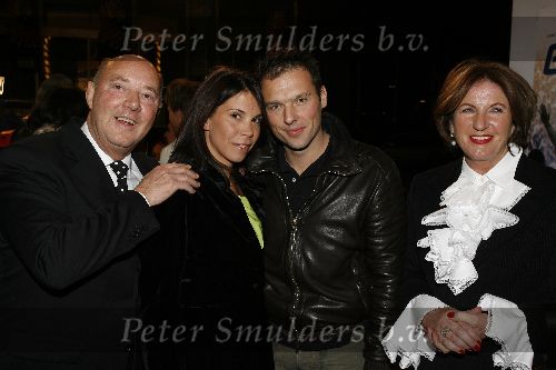 Rotterdam 26 januari 2006
Premiere God is my DJ in oude Luxor 
Duncan stutterheim met vrouw en ouders