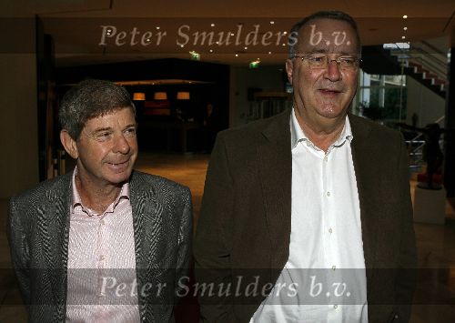 Bussum 20 januari 2006
John de Mol gekozen tot omroepman van het jaar bij Jan Tabak.
 Frits Barend en Henk v Dorp