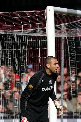 Alkmaar, 26 Februari 2006 Kompetitiewedstrijd AZ-PSV, eindstand 1-2 Seizoen 2005/2006 doelpunten Jan Vennegoor en Kone
Gomes
