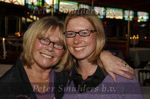 Amsterdam 24 januari 2006
 vrouw Rene Sleeswijk met dochter Jacqueline Sleeswijk
