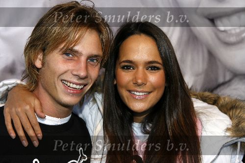 Amsterdam 30 januari 2006
Presentatie nieuwe t shirts dutchy puppy met Bridget Maasland.
Jamie di-rect met vriendin Elize
