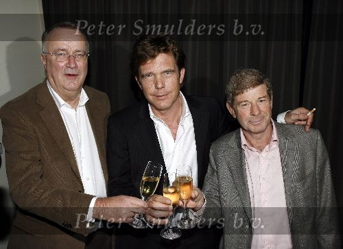 Bussum 20 januari 2006
John de Mol gekozen tot omroepman van het jaar bij Jan Tabak.
John de Mol Jr met Frits Barend en Henk v Dorp