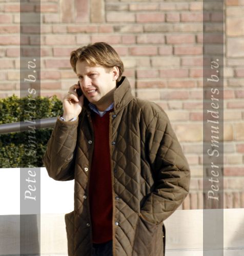 Amsterdam 24 januari 2006
Prins Floris met gsm bij hilton hotel