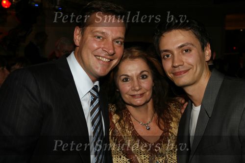 Tilburg 28 januari 2007
Premiere Doe Maar in stadsschouwburg van Tilburg.Albert Verlinden met Robert Nijs en Belinda Meuldijk