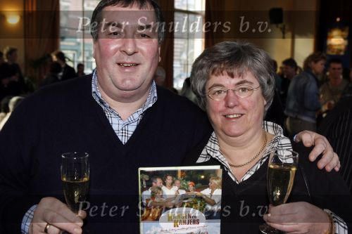 Amsterdam 23 januari 2007
Presentatie boek postcodeloterij in Artis met oa Carolien Tensen Ruud Gullit Henny Huisman Jan Vriend Arno Woesthoff met vrouw Bea Post en direkteur Boudewijn Poelmann.
