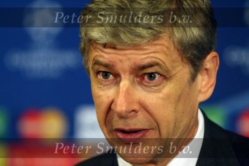 Eindhoven, 20 Februari 2007 Champions Leaguewedstrijd
PSV-FC Arsenal 1e ronde Eindstand 1-0 Seizoen 2006/2007
Na afloop persconferentie met Arsene Wenger