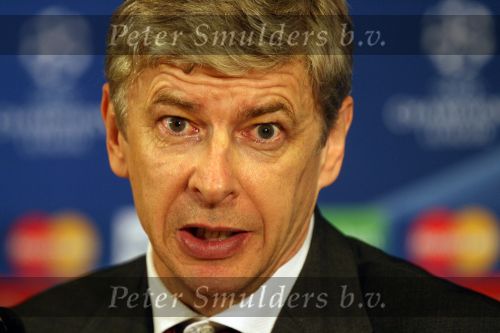 Eindhoven, 20 Februari 2007 Champions Leaguewedstrijd
PSV-FC Arsenal 1e ronde Eindstand 1-0 Seizoen 2006/2007
Na afloop persconferentie met Arsene Wenger
