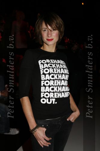 Amsterdam 23 januari 2007
Opening Fashion week in de westergas fabriek. Barbara Karel met leuk t shirt