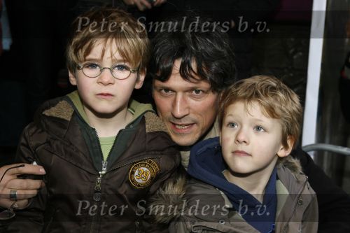 Amsterdam 21 januari 2007
Premiere Arthur in Tuschinski. Bas Westerweel met zoon (r)