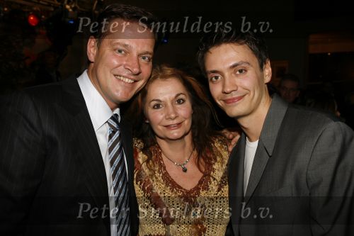 Tilburg 28 januari 2007
Premiere Doe Maar in stadsschouwburg van Tilburg.Albert Verlinden met Robert Nijs en Belinda Meuldijk