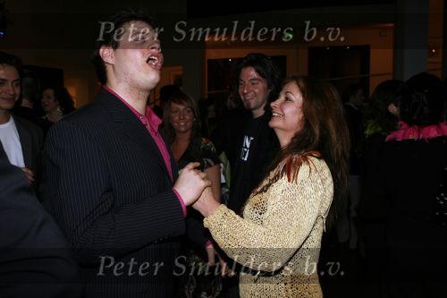 Tilburg 28 januari 2007
Premiere Doe Maar in stadsschouwburg van Tilburg. Belinda Meuldijk dansen met Joshi