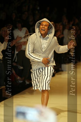 Amsterdam 26 januari 2007
Bracha v Doesburgh loopt modeshow van Daryl van Wouw op amsterdam fashion week.