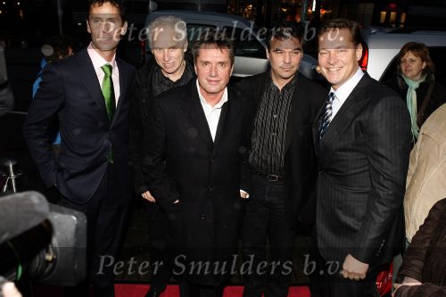 Tilburg 28 januari 2007
Premiere Doe maar met Ernst Jansz Henny Vrienten en Jan Hendriks