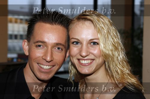 Tilburg 28 januari 2007
Premiere Doe maar in stadschouwburg Tilburg. Elisa Braaksma met Peter