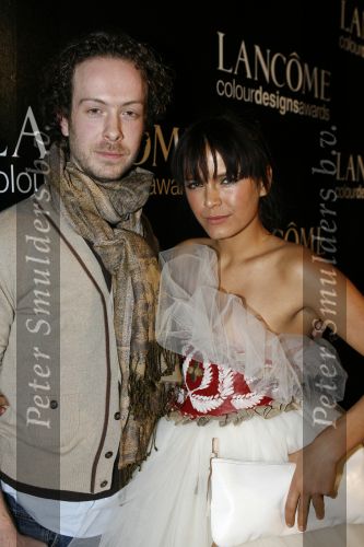 Amsterdam 23 januari 2007
Opening Fashion week in de westergas fabriek. Hanna Verboom met  Taminau ontwerper