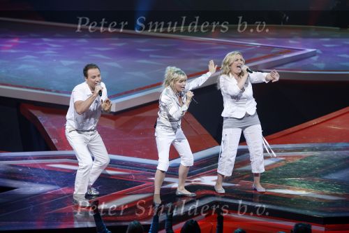 Hilversum 20 januari 2007
Opnames X factor in studio 22 met Wendy v Dijk.  Heart met Sonja Mark en Nancy