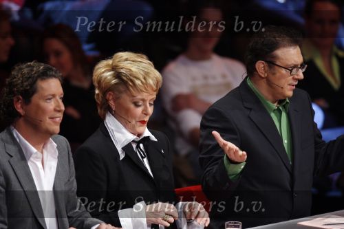 Hilversum 3 februari 2007
Opnames X factor in studio 22. henk temming en Marianne v Wijnkoop en Henkjan Smits