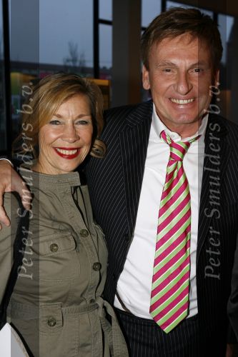 Tilburg 28 januari 2007
Premiere Doe maar 
Henny Huisman met zijn vrouw Lia
