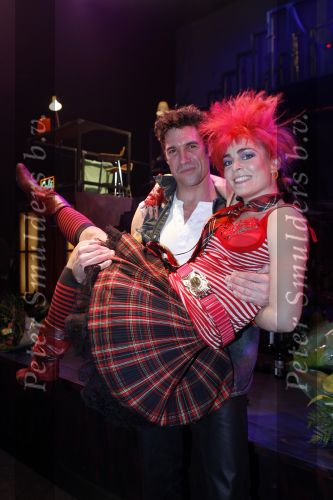 Tilburg 28 januari 2007
Premiere Doe Maar in stadsschouwburg van Tilburg. Hoofdrolspelers zijn Kim Lian v d Meij Lenette v Dongen Jan Rot en Daniel Boissevain.