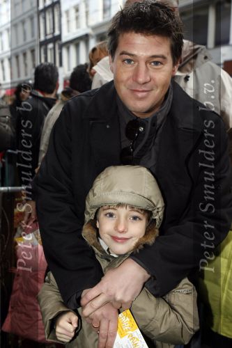 Amsterdam 21 januari 2007
Premiere Arthur in Tuschinski. Martijn Krabbe met zoon Bickel