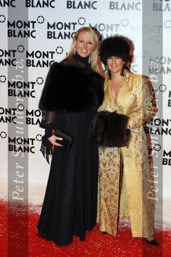 Chamonix 2 februari 2007
Presentatie sieraden lijn van Mont Blanc in Chamonix. 
Monique Collignon met Katie (Mont Blanc)