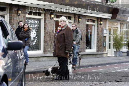 Amsterdam 27 januari 2007
Nelly Frijda met hond op de pc hooftstraat.