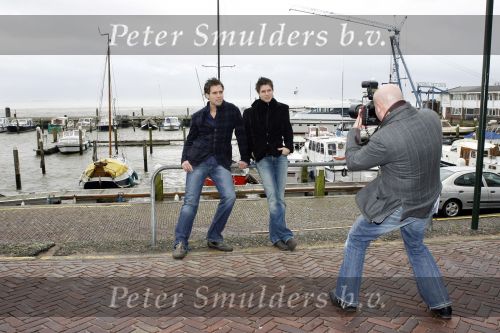 Volendam 18 januari 2007
Nick en Simon tijdens storm op de dijk in volendam.