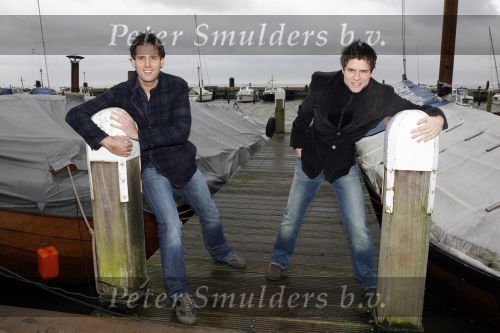 Volendam 18 januari 2007
Nick en Simon tijdens storm op de dijk in volendam.