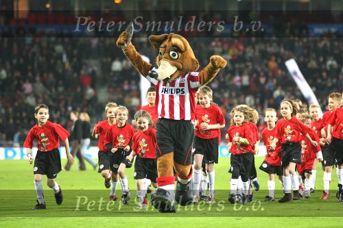 Eindhoven, 15 December 2006 Kompetitiewedstrijd PSV-Heracles, eindstand 3-0 Seizoen 2006/2007
PSV mascotte Phoxy
Foto: Ronald Otter