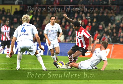 Eindhoven, 15 December 2006 Kompetitiewedstrijd PSV-Heracles, eindstand 3-0 Seizoen 2006/2007
Patrick Kluivert
Foto: Ronald Otter