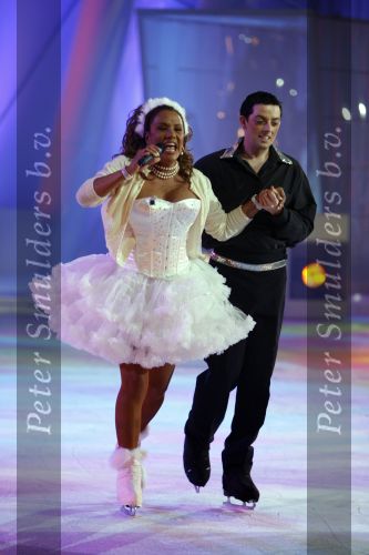 Hilversum 19 januari 2007
Sterrendansen op het ijs van sbs6 in studio 24. Patty Brard