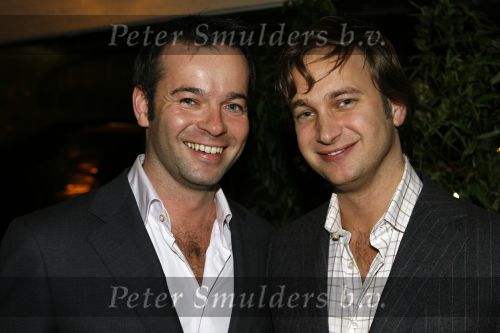 Tilburg 28 januari 2007
Premiere Doe Maar in stadsschouwburg van Tilburg.  Peter v d Vorst met vriend