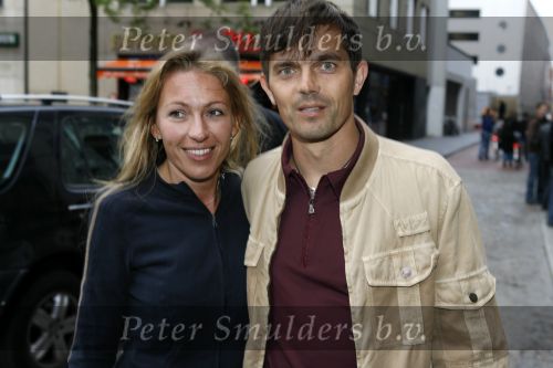 Amsterdam 20 mei 2006
Phillip Cocu met zijn vrouw