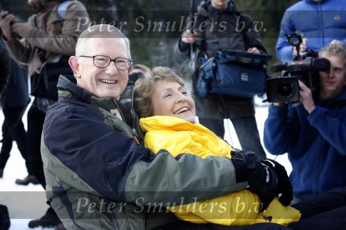 Bad Gastein 13 januari 2007
Pieter v Vollenhoven en Prinses Margriet op vakantie met Prins Maurits Prinses Marilene Prinses Anna Prins Lucas Prins Bernhard jr Prinses Annete Prinses Isablle Prins Sam Prins Pieter Christiaan Prinses Anita Prins Floris en Prinses Aimee vanwege hun 40 jarig huwelijk.