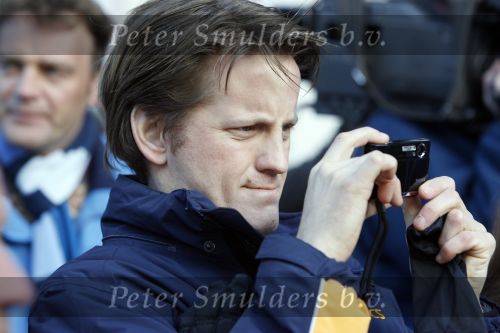 Bad Gastein 13 januari 2007
Pieter v Vollenhoven en Prinses Margriet op vakantie met Prins Maurits Prinses Marilene Prinses Anna Prins Lucas Prins Bernhard jr Prinses Annete Prinses Isablle Prins Sam Prins Pieter Christiaan Prinses Anita Prins Floris en Prinses Aimee vanwege hun 40 jarig huwelijk.