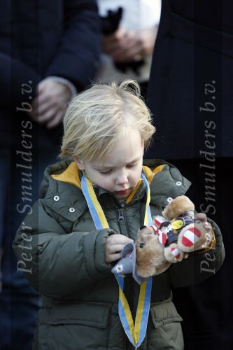 Bad Gastein 13 januari 2007
Pieter v Vollenhoven en Prinses Margriet op vakantie met Prins Maurits Prinses Marilene Prinses Anna Prins Lucas Prins Bernhard jr Prinses Annete Prinses Isablle Prins Sam Prins Pieter Christiaan Prinses Anita Prins Floris en Prinses Aimee vanwege hun 40 jarig huwelijk.