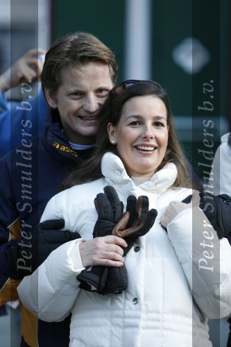 Bad Gastein 13 januari 2007
Pieter v Vollenhoven en Prinses Margriet op vakantie met Prins Maurits Prinses Marilene Prinses Anna Prins Lucas Prins Bernhard jr Prinses Annete Prinses Isablle Prins Sam Prins Pieter Christiaan Prinses Anita Prins Floris en Prinses Aimee vanwege hun 40 jarig huwelijk.