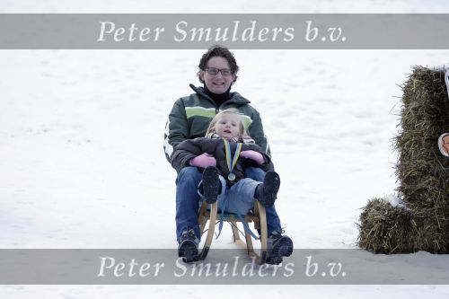 Bad Gastein 13 januari 2007
Pieter v Vollenhoven en Prinses Margriet op vakantie met Prins Maurits Prinses Marilene Prinses Anna Prins Lucas Prins Bernhard jr Prinses Annete Prinses Isablle Prins Sam Prins Pieter Christiaan Prinses Anita Prins Floris en Prinses Aimee vanwege hun 40 jarig huwelijk.