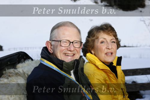 Bad Gastein 13 januari 2007
Pieter v Vollenhoven en Prinses Margriet op vakantie met Prins Maurits Prinses Marilene Prinses Anna Prins Lucas Prins Bernhard jr Prinses Annete Prinses Isablle Prins Sam Prins Pieter Christiaan Prinses Anita Prins Floris en Prinses Aimee vanwege hun 40 jarig huwelijk.