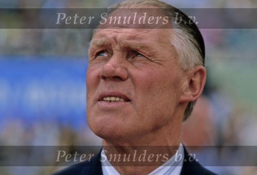 Munchen, 25 Juni 1988 Finale Europees Kampioenschap 1988
Nederland-Rusland met een eindstand van 2-0
Rinus Michels met beker
EK 1988