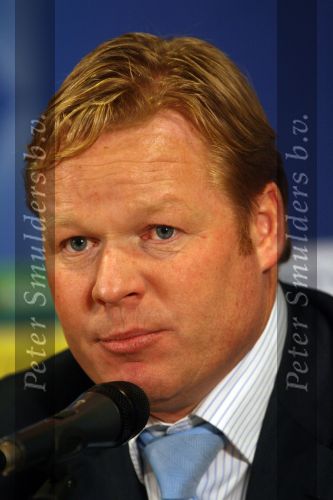Eindhoven, 20 Februari 2007 Champions Leaguewedstrijd
PSV-FC Arsenal 1e ronde Eindstand 1-0 Seizoen 2006/2007
Na afloop persconferentie met Ronald Koeman