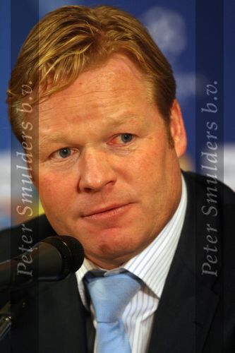 Eindhoven, 20 Februari 2007 Champions Leaguewedstrijd
PSV-FC Arsenal 1e ronde Eindstand 1-0 Seizoen 2006/2007
Na afloop persconferentie met Ronald Koeman