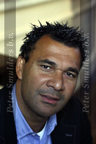 Amsterdam 23 januari 2007
Ruud Gullit bij presentatie boek postcodeloterij.