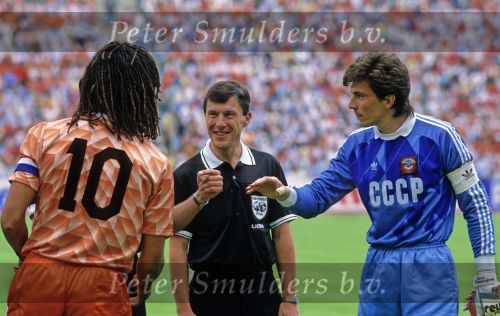 Munchen, 25 Juni 1988 Finale Europees Kampioenschap 1988
Nederland-Rusland met een eindstand van 2-0
Ruud Gullit in duel met doelman Dasaev
EK 1988