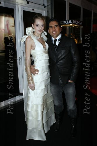 Amsterdam 23 januari 2007
Opening Fashion week in de westergas fabriek.Sanne Nijhof met Rodrigo Otazu