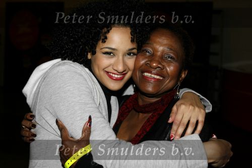 Hilversum 3 februari 2007
Opnames X factor in studio 22. 
Sharon met moeder
