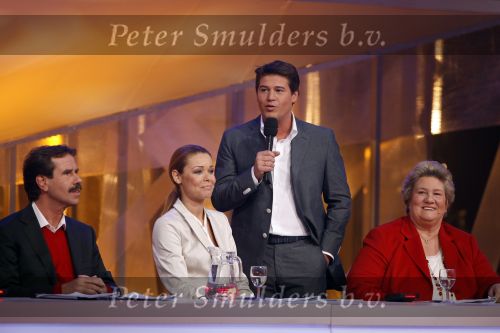 Baarn 26 januari 2006
Sterren schaatsen op hetij van RTL in Baarn met Martijn krabbe en John Williams.
Jury met oa Froukje de Bot en Sjoukje Dijkstra