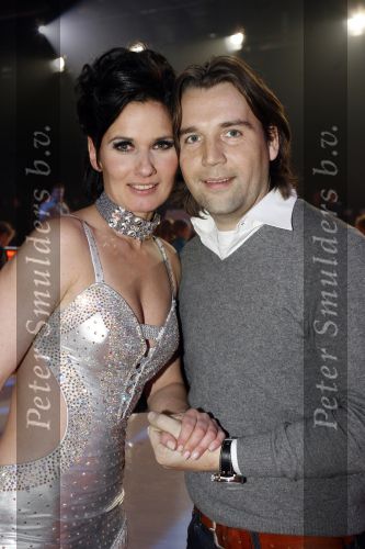 Baarn 26 januari 2006
Sterren schaatsen op hetij van RTL in Baarn met Martijn krabbe en John Williams.
Stella Gommans met vriend Jeroen Musper